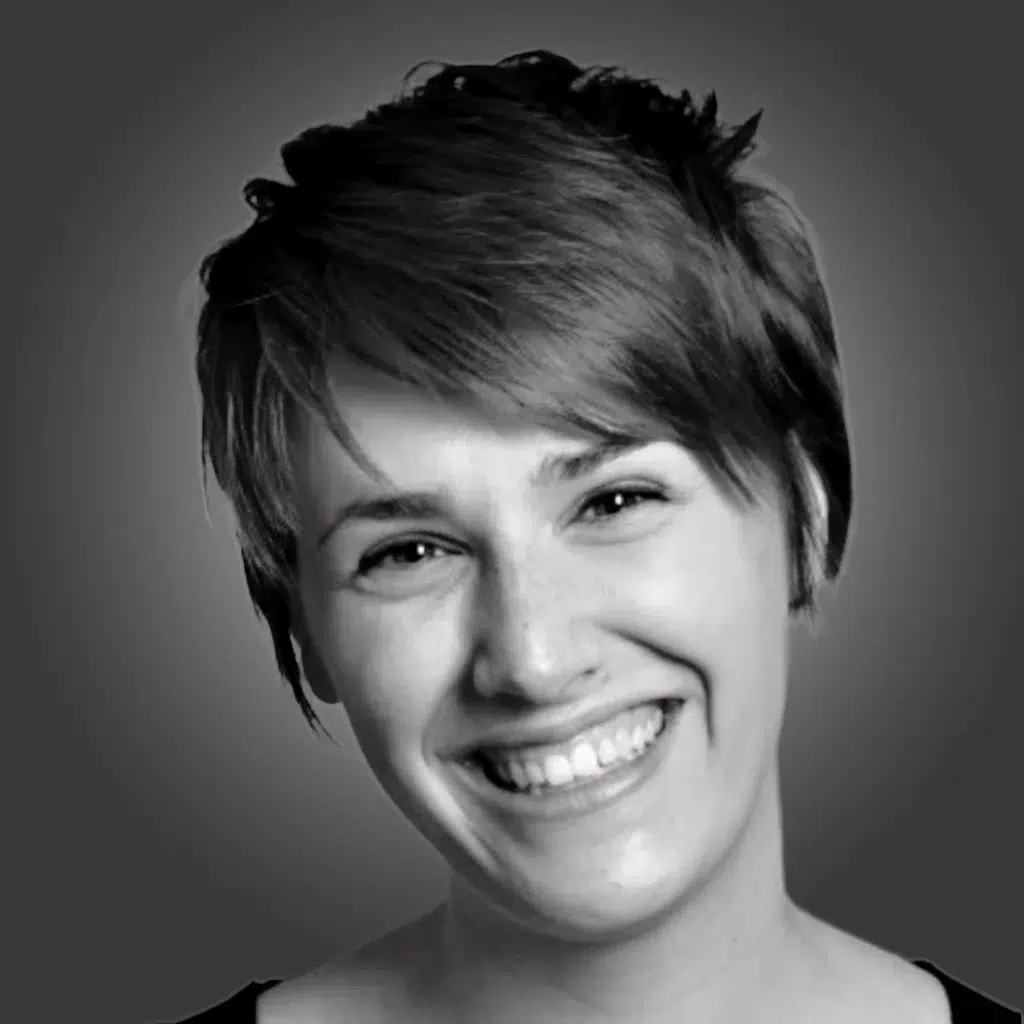 Betsy Anderson headshot